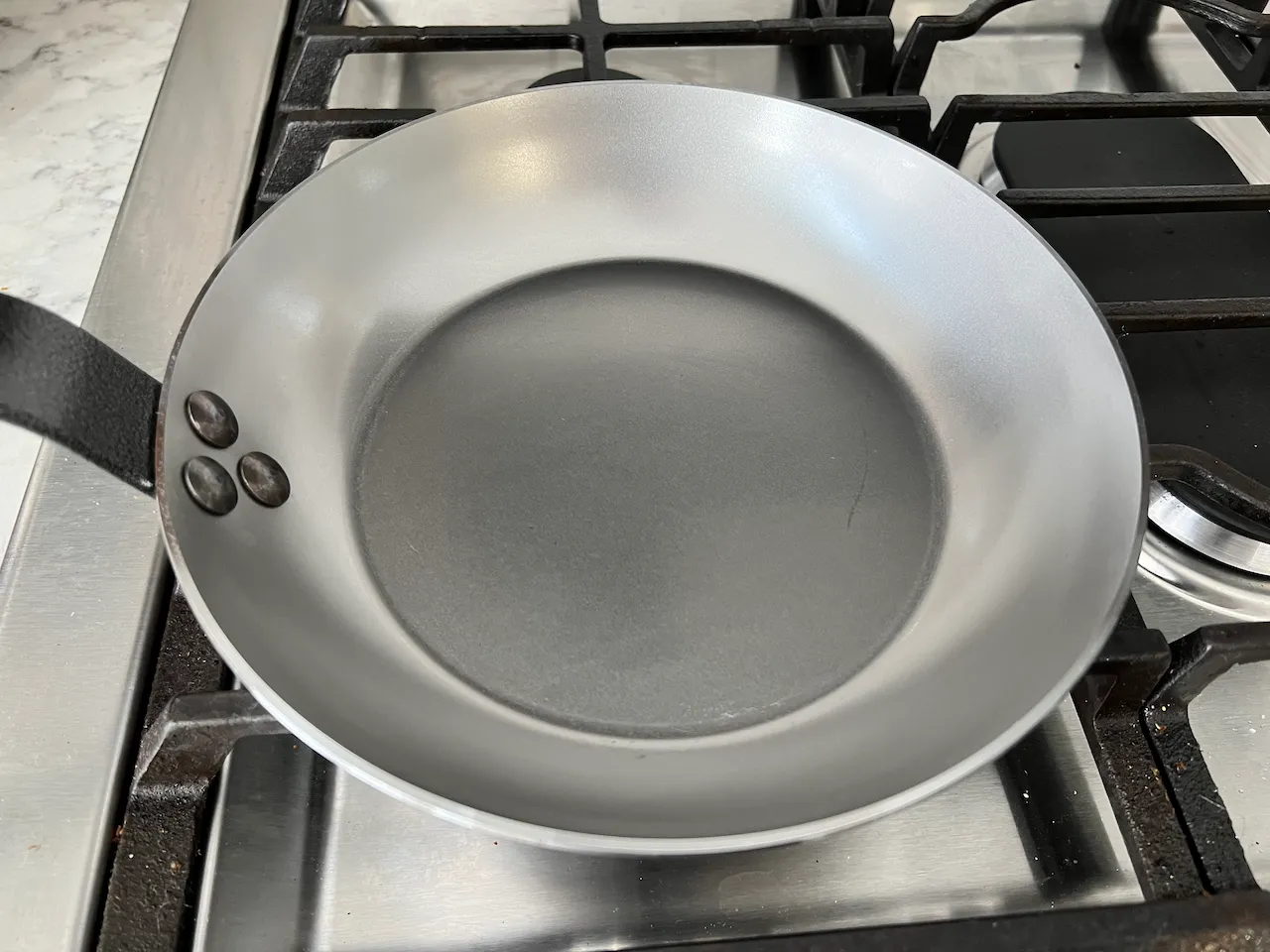 Newly-unboxed DeBuyer Carbon Steel skillet